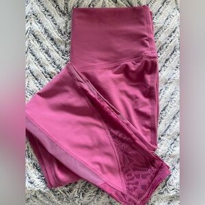 Fabletic leggings with mesh detailed bottom